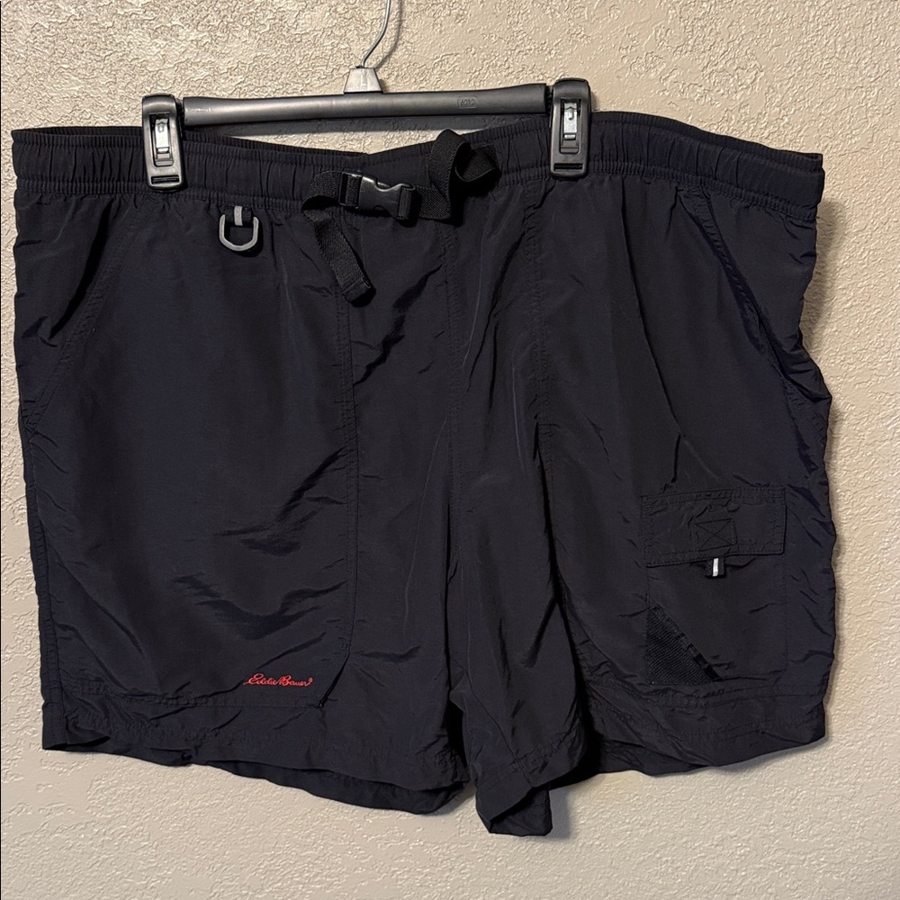 Eddie Bauer Black Outdoor Nylon Mesh Lined Cargo Shorts Men’s size XXL